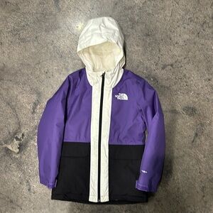 The North Face Girls Freedom Insulated Jacket Youth Small Peak Purple
